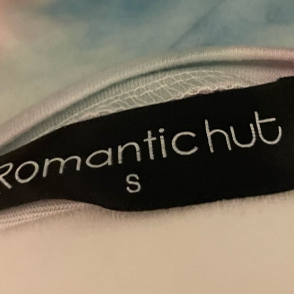 Romantichut | Pastel Tie-Dye Long-Sleeve & Drawstring Pocket Shorts - Women S - Picture 6 of 6